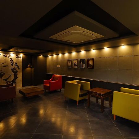 Kfour Apartment & Hotels Private Limited Madurai Bagian luar foto
