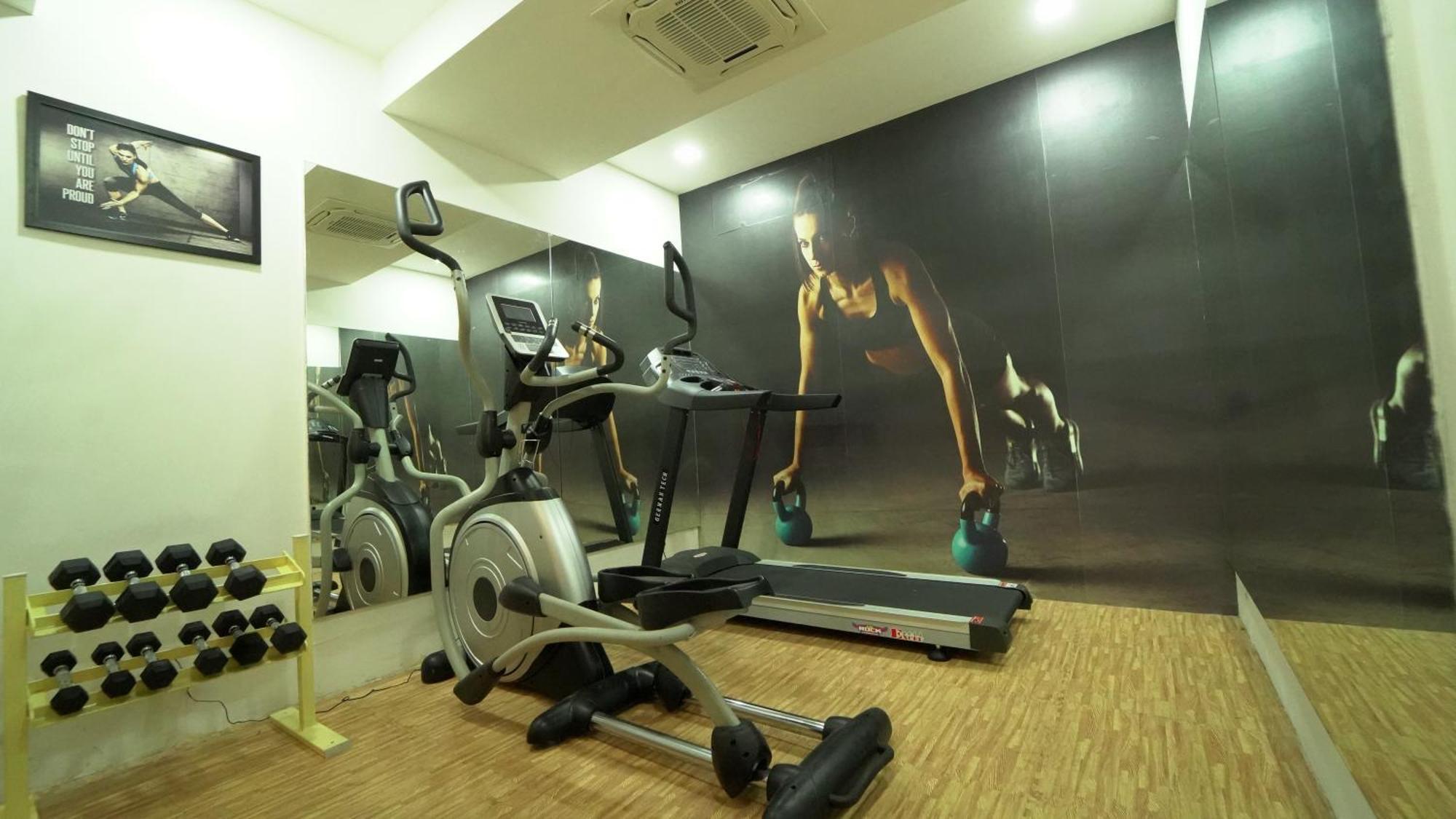Kfour Apartment & Hotels Private Limited Madurai Bagian luar foto