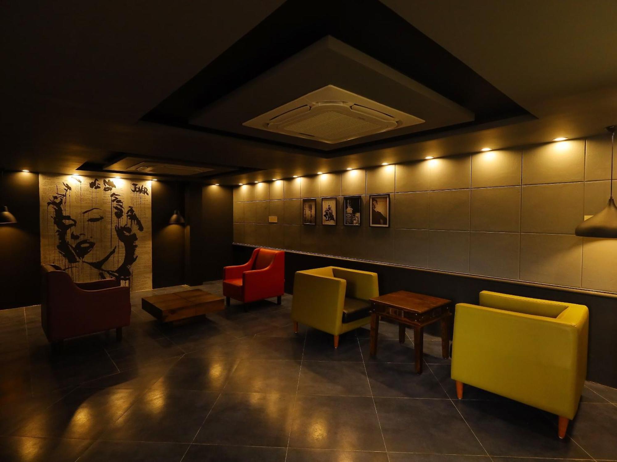 Kfour Apartment & Hotels Private Limited Madurai Bagian luar foto